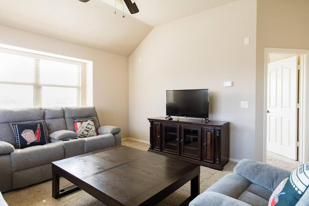 Beautiful 5Bd/3Ba Near Bld/Waterpark/At&T Stadium Mansfield Exterior photo